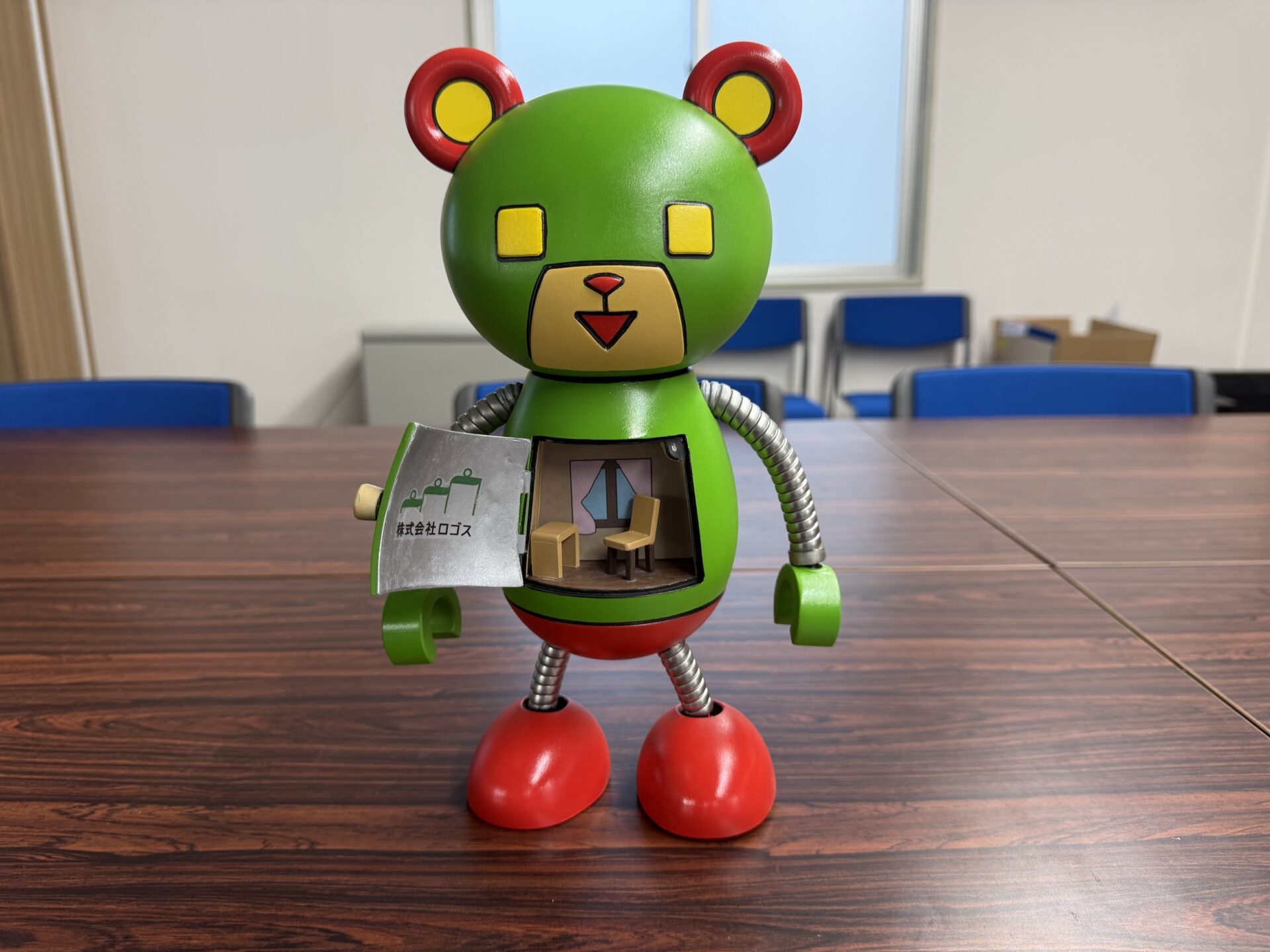 企業キャラクター模型