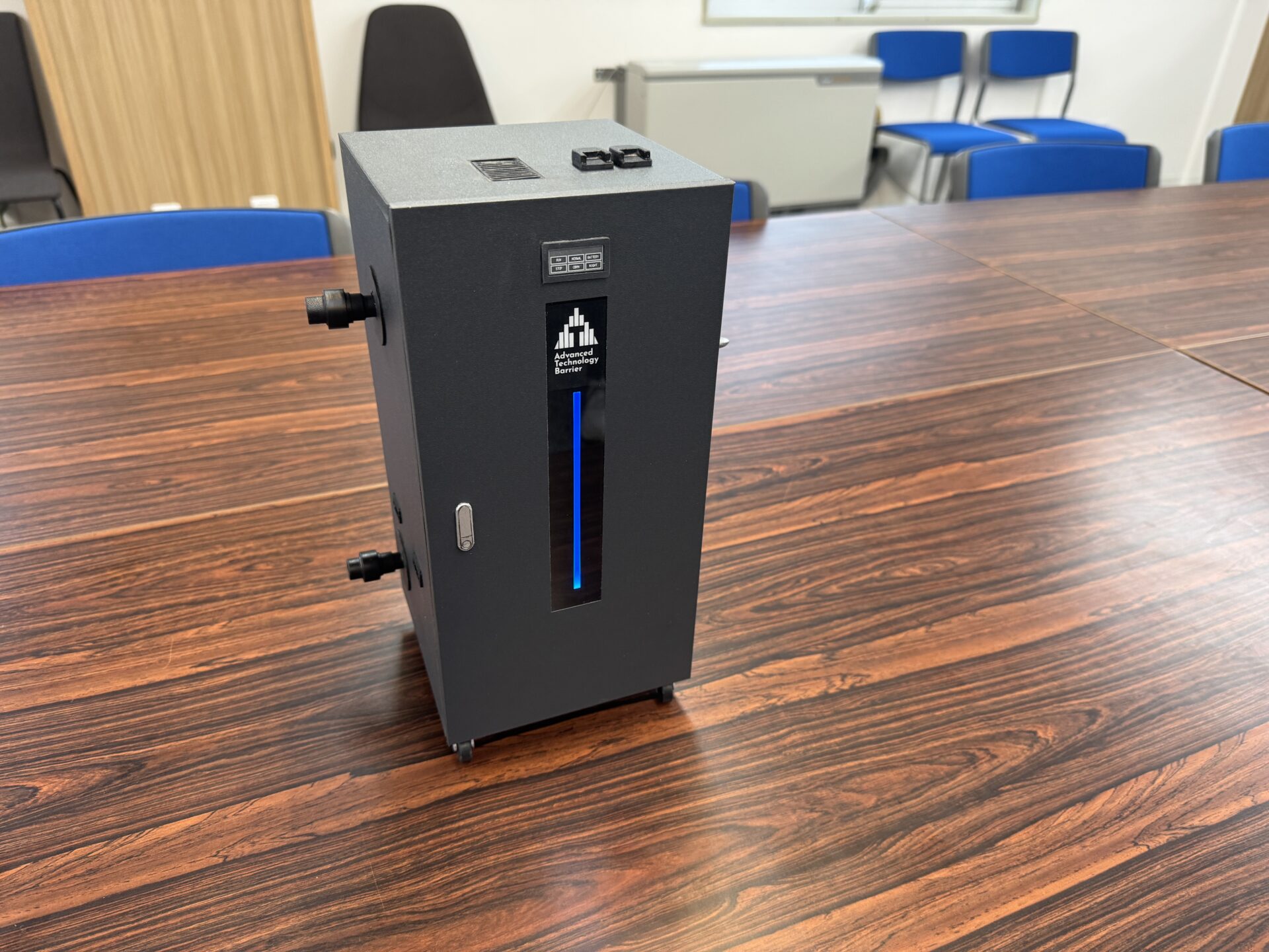 換気設備機器模型(ATバリア150)